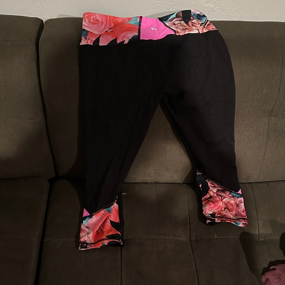 lululemon Leggings with Floral Accents